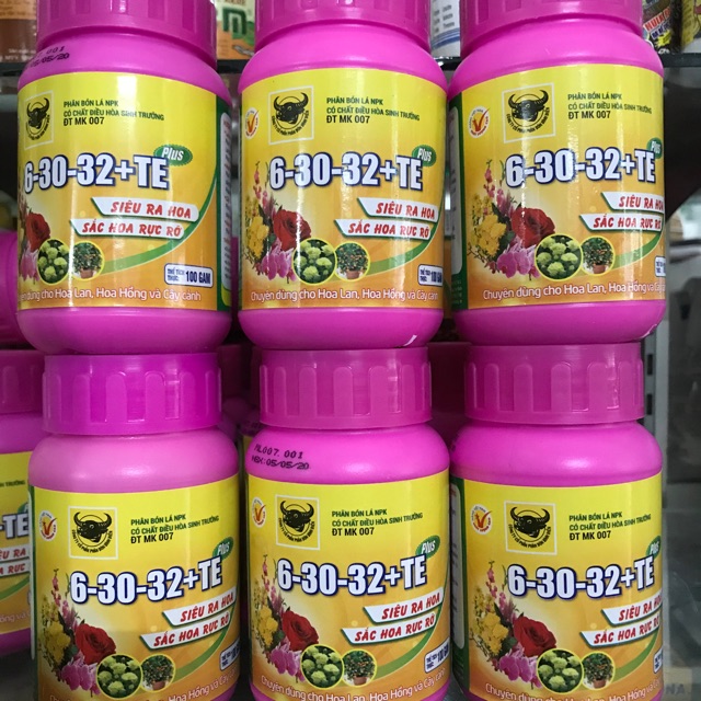 ac7ffb43bc52b13eb4edca038685f78f-1 Phân bón đầu trâu 6-30-32 - Siêu ra hoa, sắc hoa rực rỡ