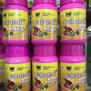 Phân bón đầu trâu 6-30-32 - Siêu ra hoa, sắc hoa rực rỡ