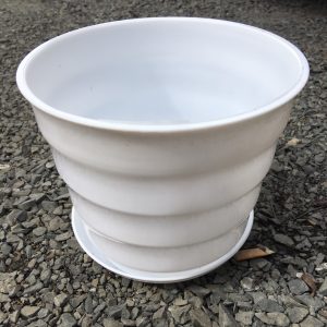 Chậu nhựa trắng kèm dĩa có đế 11cm