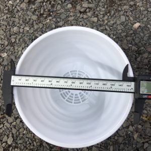 Chậu nhựa trắng kèm dĩa có đế 11cm