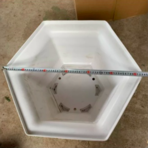 Chậu nhựa trồng cây lục giác LG580 kích thước 57x39x39 (dàixrộngxcao) màu trắng