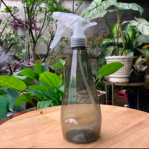 Bình xịt 500ml màu đen - dùng xịt nước tưới cây tiện dụng