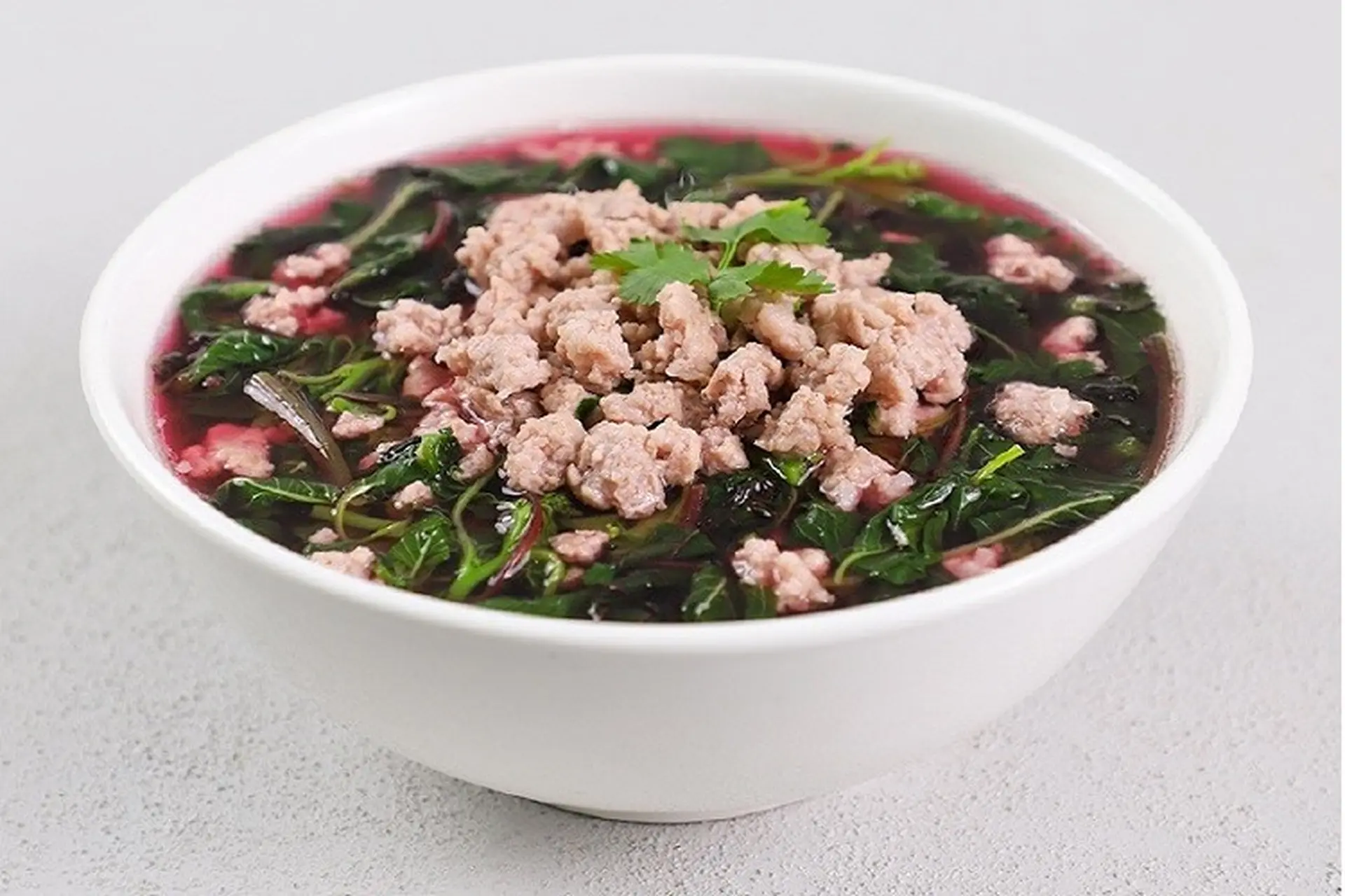 2023_10_26_638339323657305876_cach-nau-canh-rau-den Những món ăn giản dị nhưng cực kỳ hiệu quả trong việc giải nhiệt mùa hè