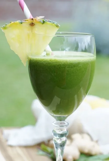 dandelion-green-juice-4 Nước ép bồ công anh đỏ hydro thức uống thanh lọc cơ thể tối ưu