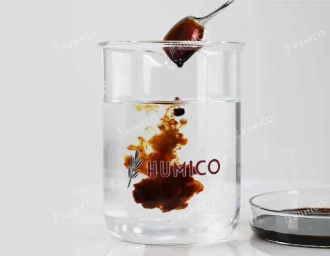 Đặc tính hòa tan hoàn toàn của Fulvic Acid chất lượng cao từ mùn cưa