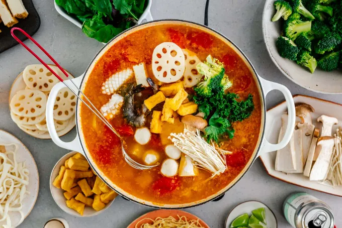 le1baa9u20thc3a1i20chua20cay209 Sự kết hợp tinh tế giữa rau cải soong và nước lẩu Thái chua cay